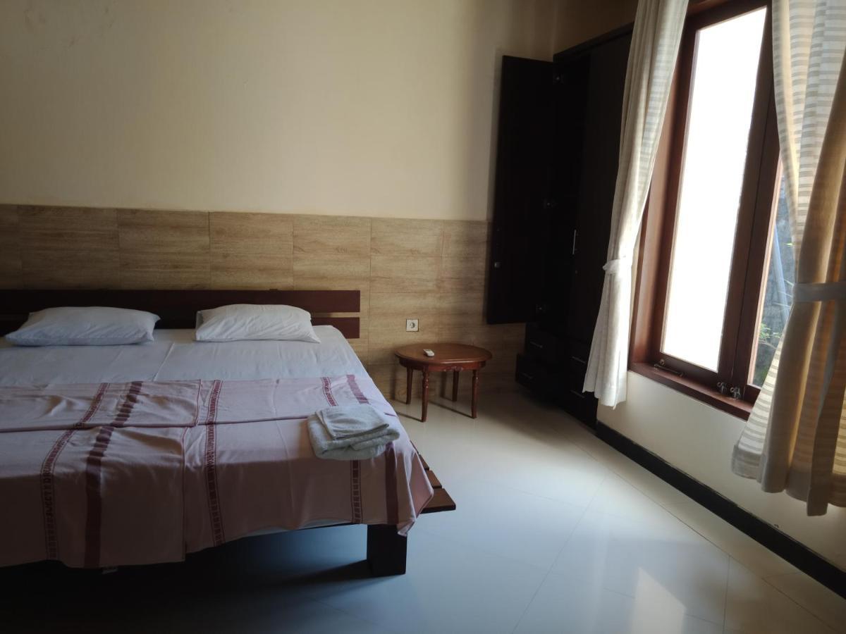 Rika Sanur Homestay Exteriör bild