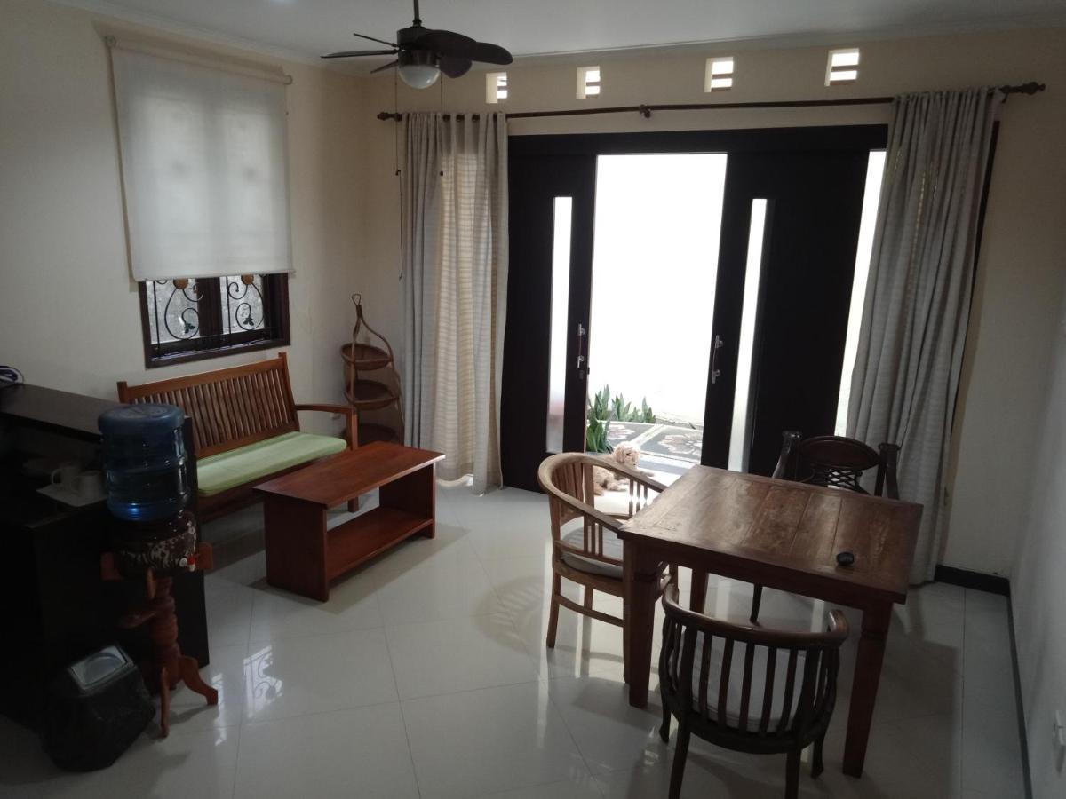 Rika Sanur Homestay Exteriör bild