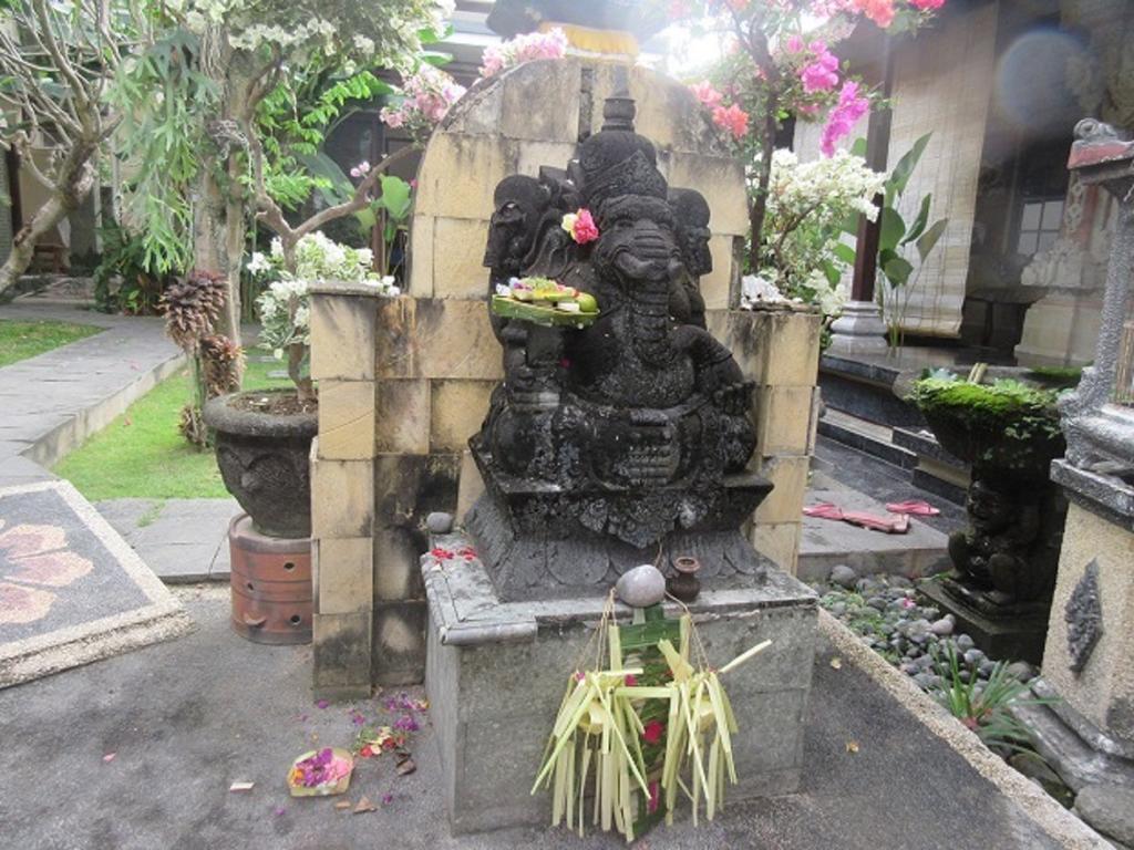 Rika Sanur Homestay Exteriör bild