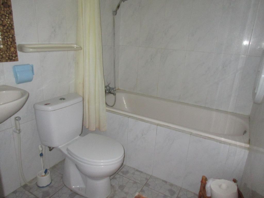 Rika Sanur Homestay Exteriör bild